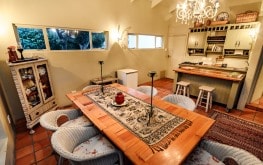 Family Unit, First Avenue Guesthouse