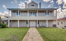 Family Unit, First Avenue Guesthouse